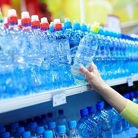 В России с 1 апреля 2020 года по 1 марта 2021 года будет проводиться эксперимент по маркировке упакованной воды